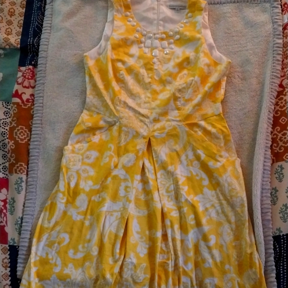 Women's dress
